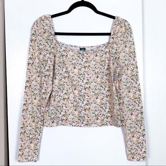 wild fable Tops - Wild Fable Floral Long Sleeve Crop Top